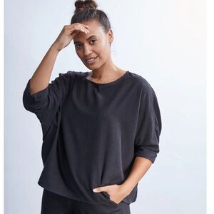 Jamie + the Jones T Top Black